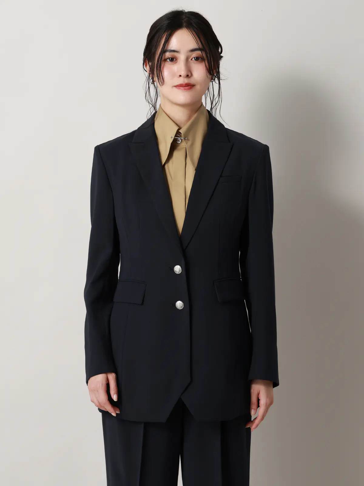 【2／23　23:59までWEB先行販売中】CIS.／ベルテッドテーラードジャケット／無地 ネイビー 36(7号）