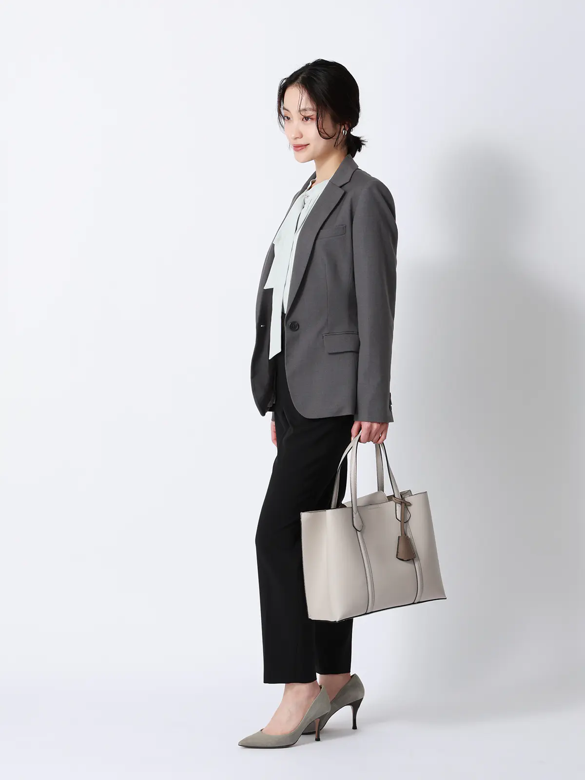 ジャケット／ウォッシャブル／ギャバストレッチ／無地 チャコール 36(7号）