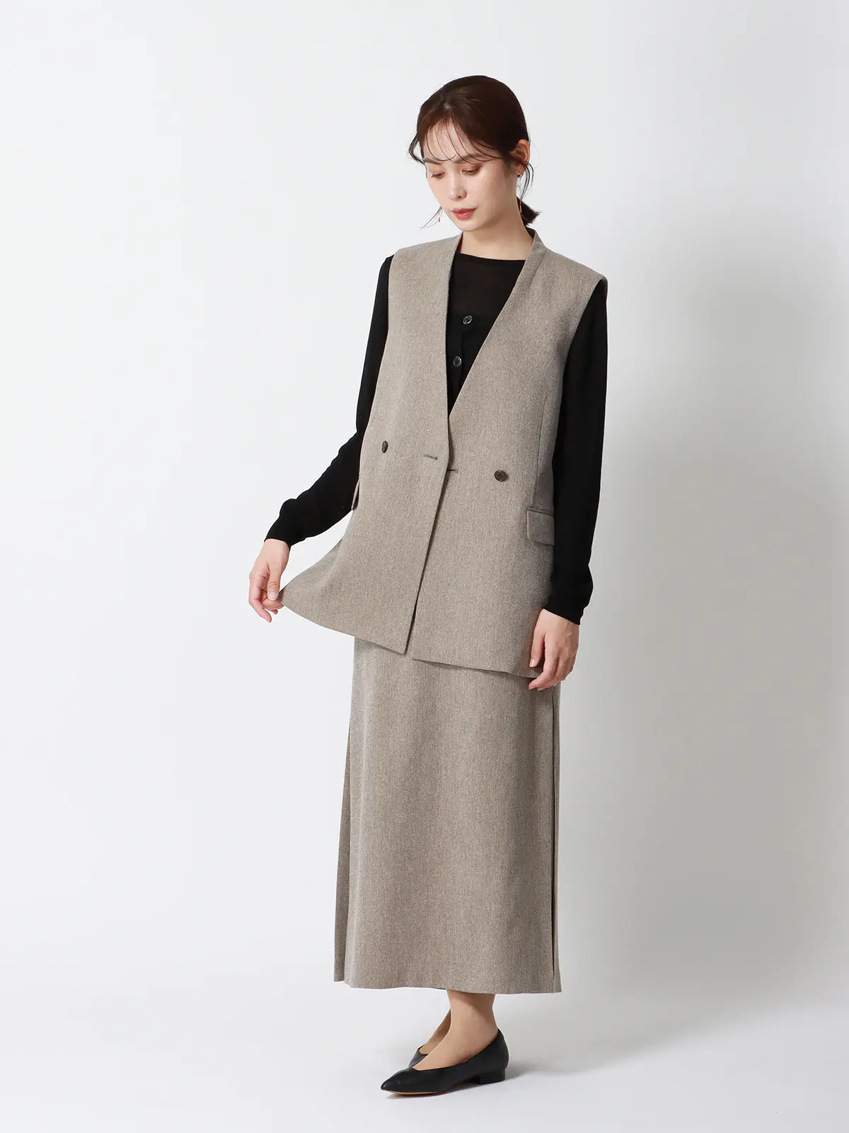 CHANTOWA/バックデザインジレ/ウォッシャブル/ツイードライクシャンブレー/織柄 ベージュ 38(9号)