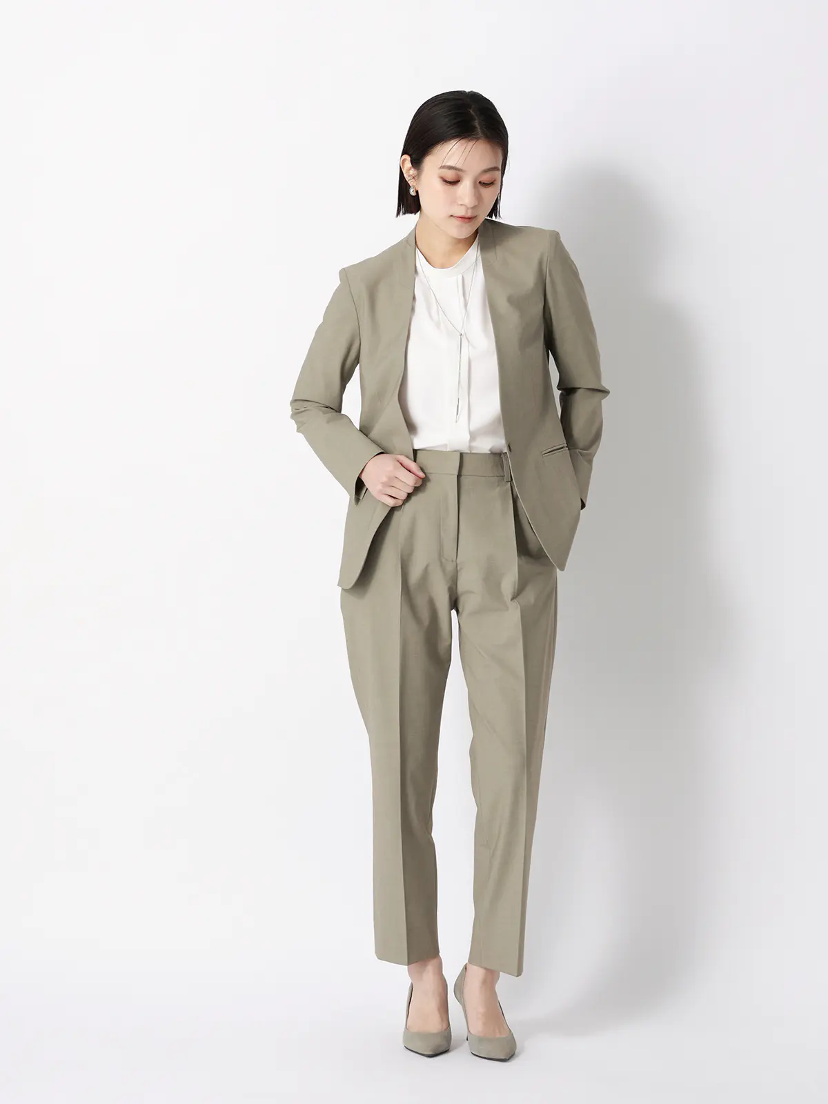 ジャケット/Vカラー/ウォッシャブル/ストレッチ/UVカット/TRトロピカル/無地 カーキ 36(7号)