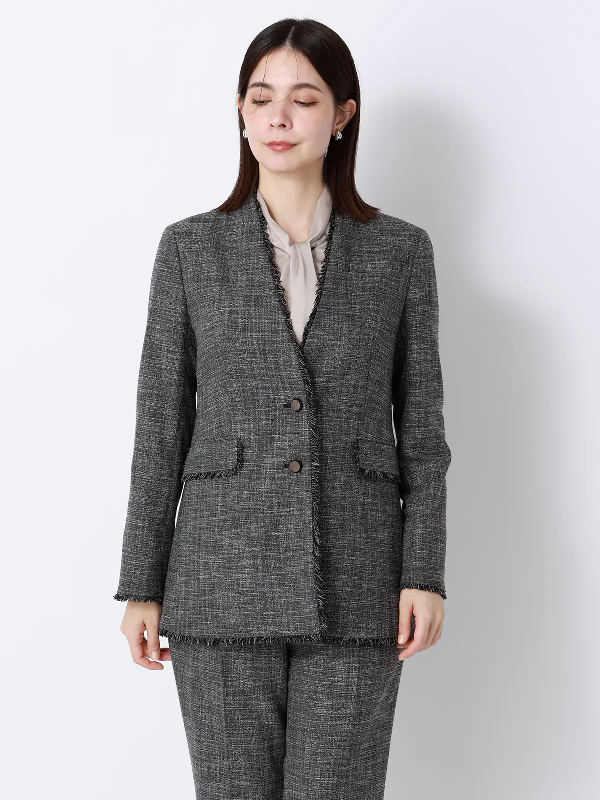 ジャケット／Vカラー／ウォッシャブル／ストレッチ／スラブシャンブレー／織柄／anysy ブラック 36(7号）