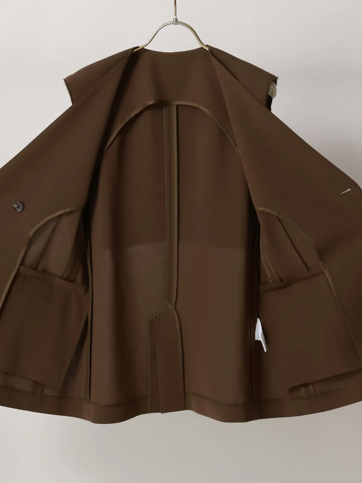 【2／23　23:59までWEB先行販売中】CIS.／リボンポケットジレ／無地 ブラウン 36(7号）