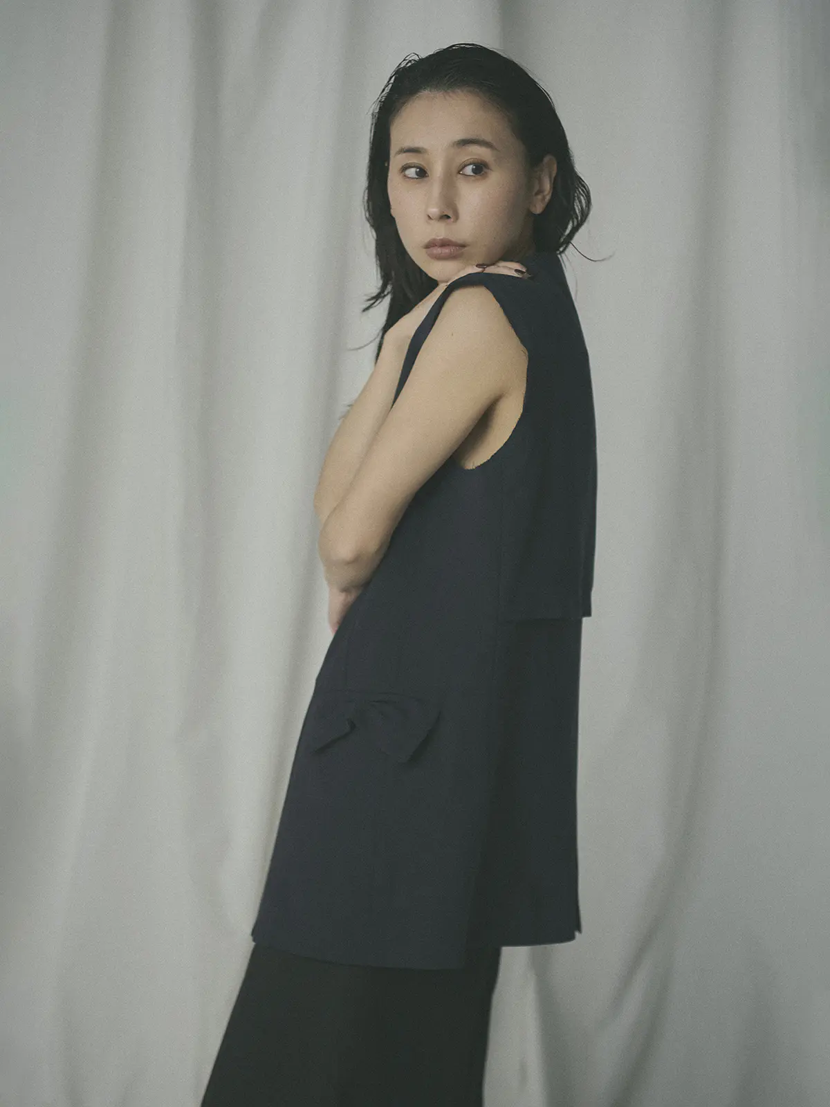 【2／23　23:59までWEB先行販売中】CIS.／リボンポケットジレ／無地 ネイビー 36(7号）