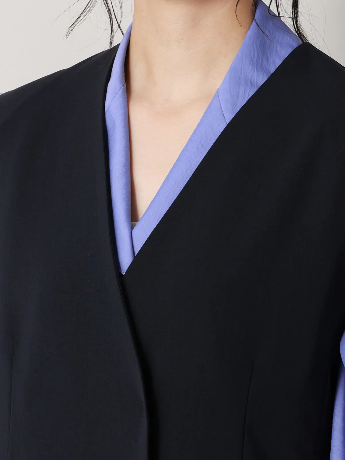 【2／23　23:59までWEB先行販売中】CIS.／リボンポケットジレ／無地 ネイビー 36(7号）