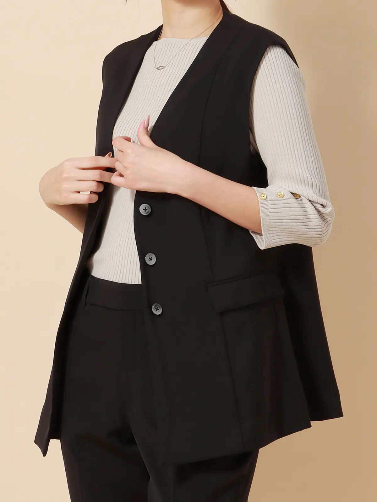 カセット服／ノーカラージレ／ウォッシャブル／抗菌／防臭／NOIEギャバ／ストレッチ／バックフレア ブラック系 38(9号）