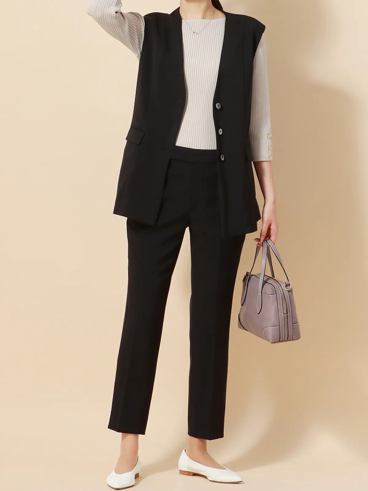 カセット服／ノーカラージレ／ウォッシャブル／抗菌／防臭／NOIEギャバ／ストレッチ／バックフレア ブラック系 38(9号）