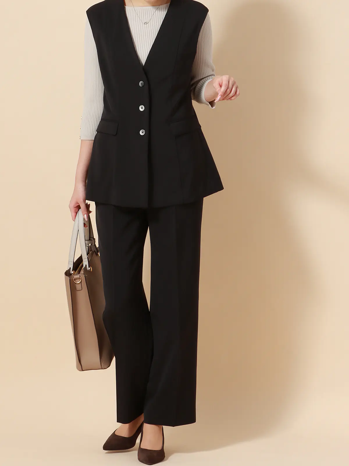 カセット服／ノーカラージレ／ウォッシャブル／抗菌／防臭／NOIEギャバ／ストレッチ／バックフレア ブラック系 38(9号）