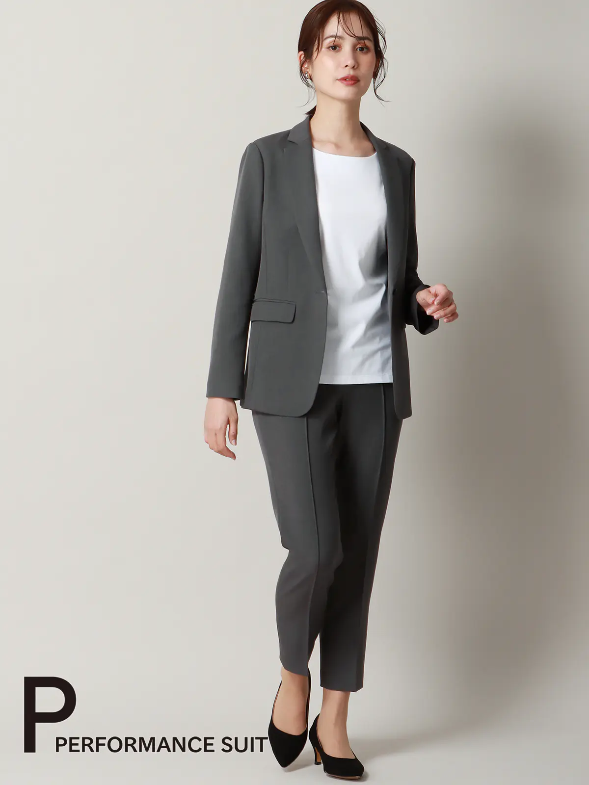 WEB限定／PERFORMANCE SUIT／ジャケット＆パンツ＆トップスセットアップ グレー 36(7号）