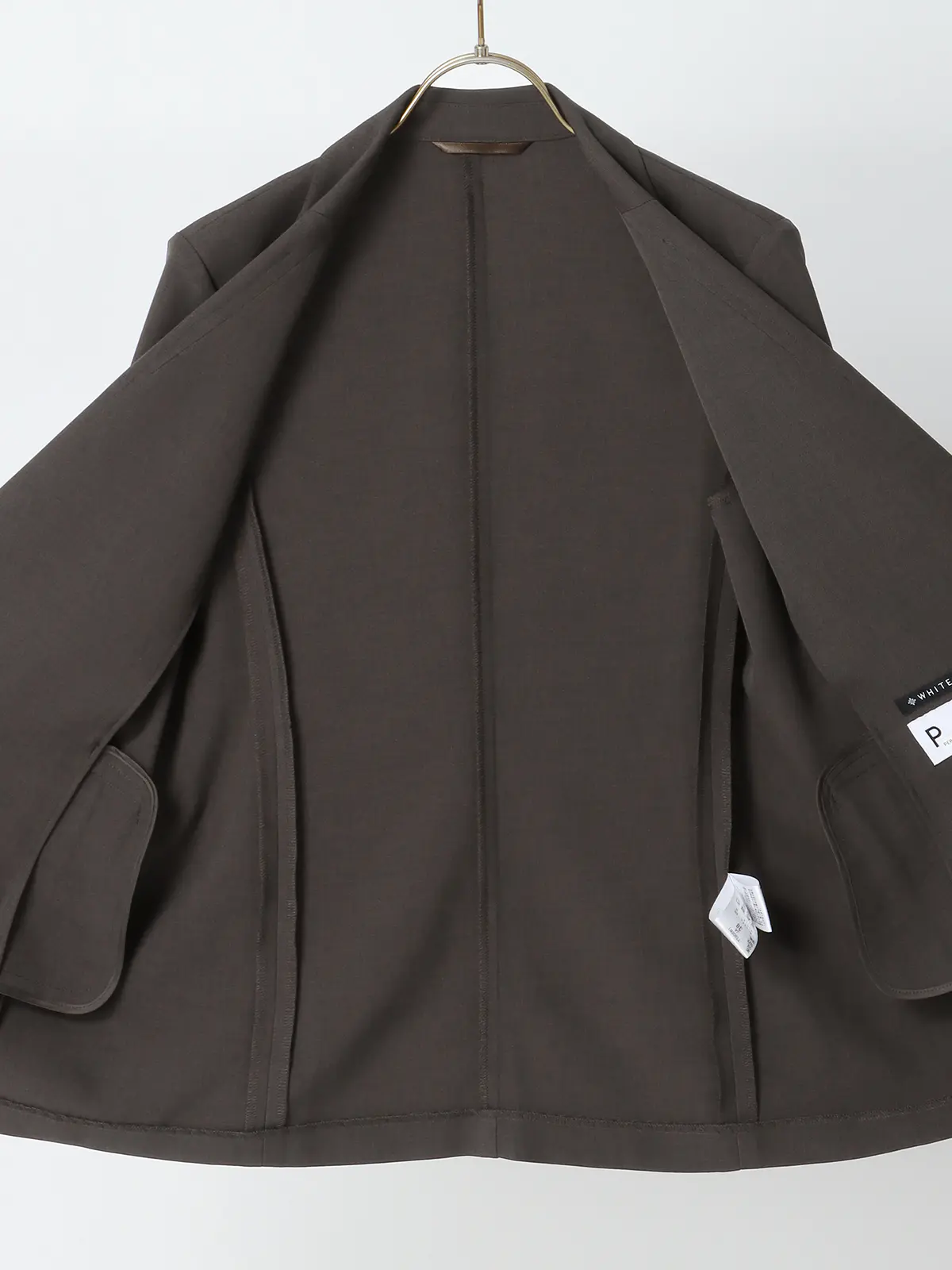 WEB限定／PERFORMANCE SUIT／ジャケット＆パンツ＆トップスセットアップ ブラウン 36(7号）