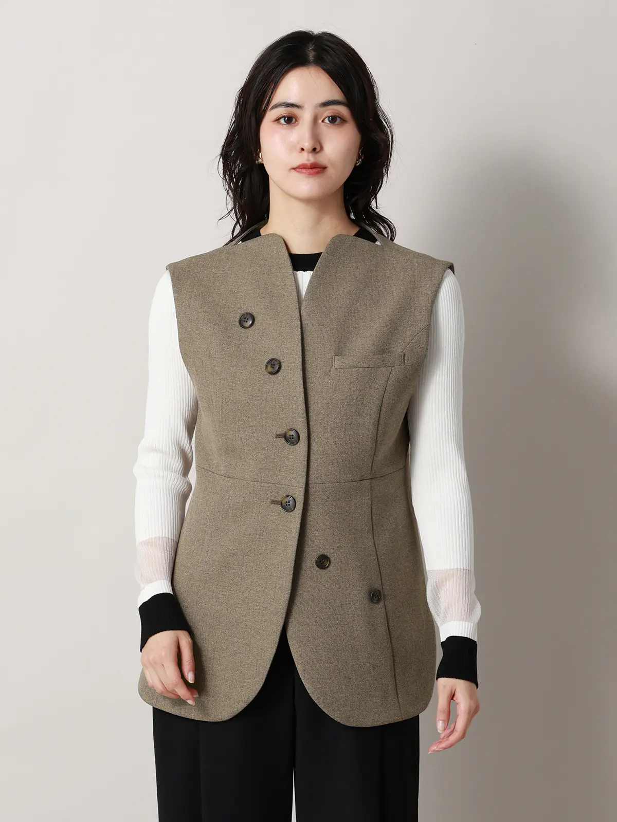 【2／23　23:59までWEB先行販売中】CIS．／ノーカラージレ／ヘリンボーン ベージュ 36(7号）