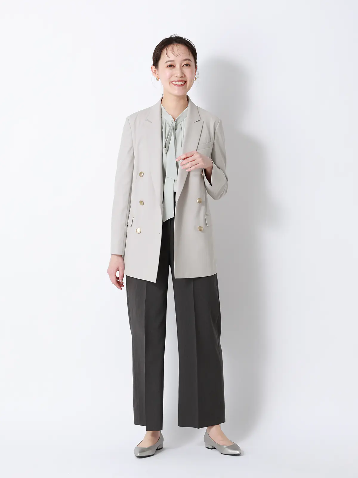 CHANTOWA／ダブルブレストジャケット／ウォッシャブル／ドビーストレッチ／織柄 グレージュ 36(7号）