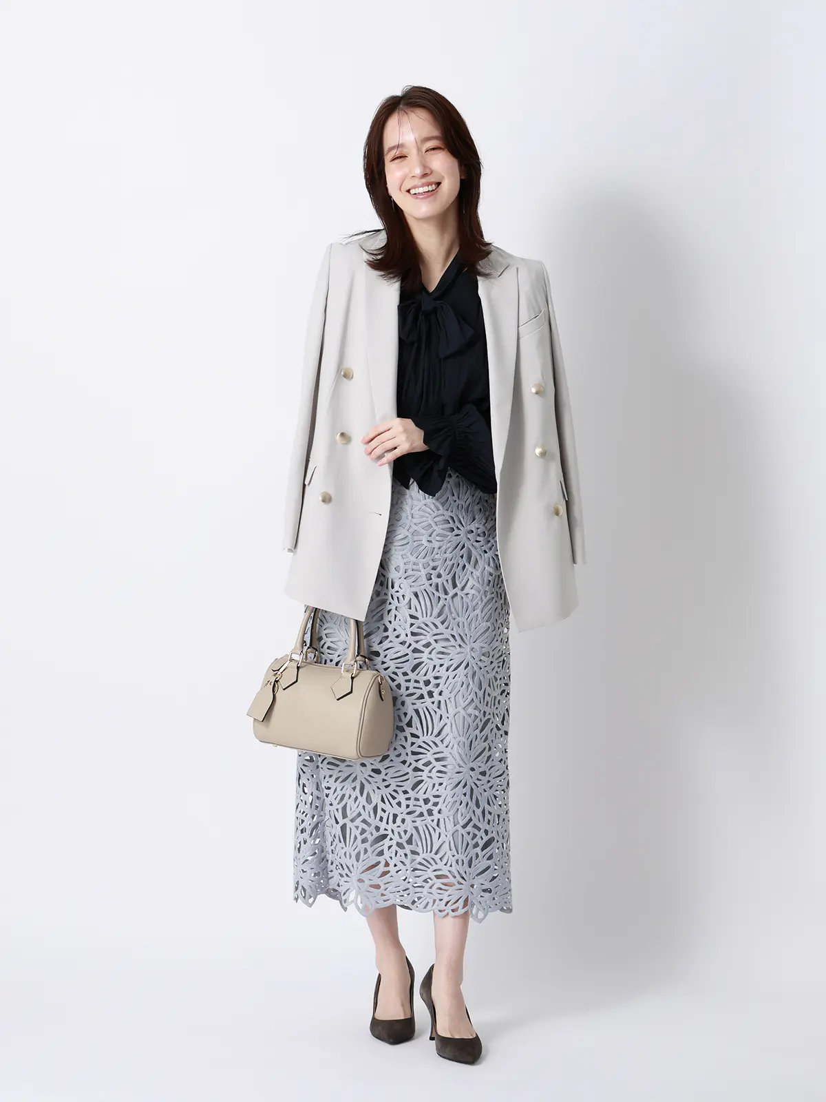 CHANTOWA／ダブルブレストジャケット／ウォッシャブル／ドビーストレッチ／織柄 グレージュ 36(7号）