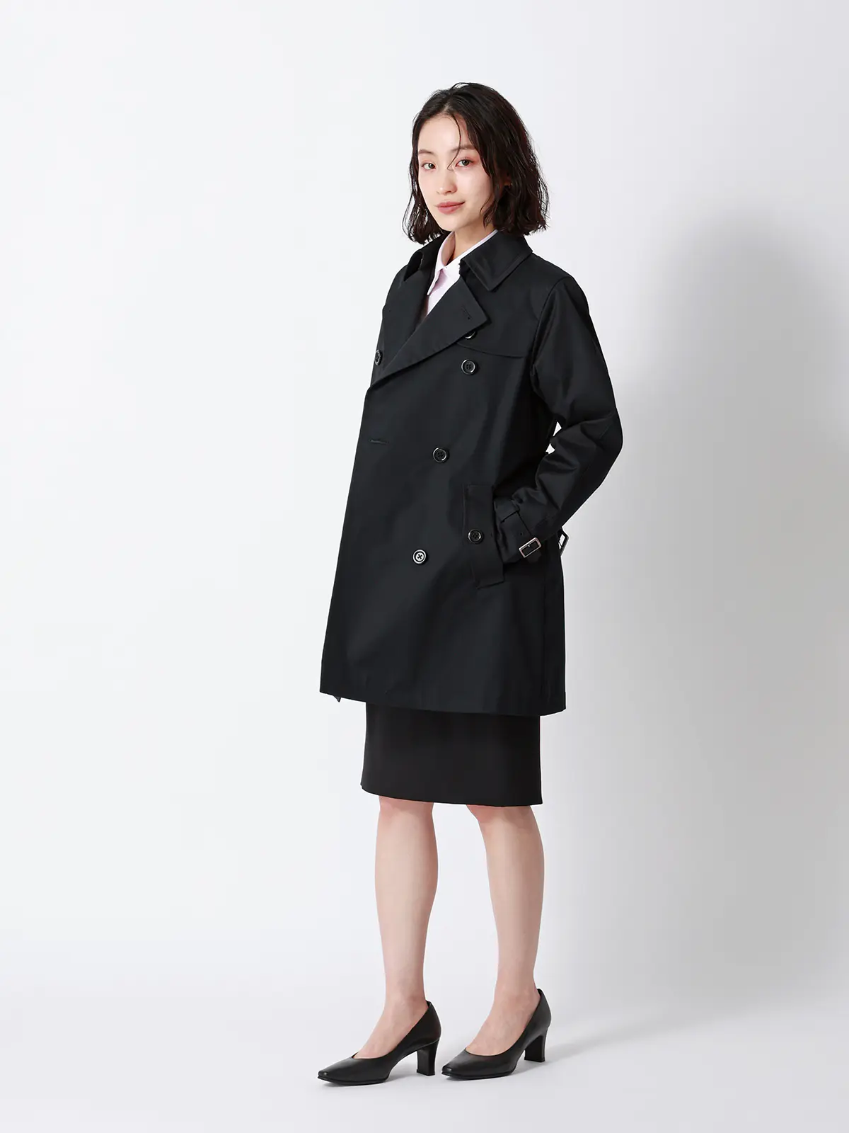 ショートトレンチコート／撥水／軽量／コットンポリエステル／無地／キルティングライナー付き ブラック S
