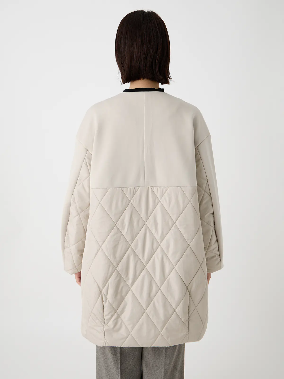 WEB限定/ノーカラーコート/ダンホールニット×キルティング/無地 ベージュ 38(9号)