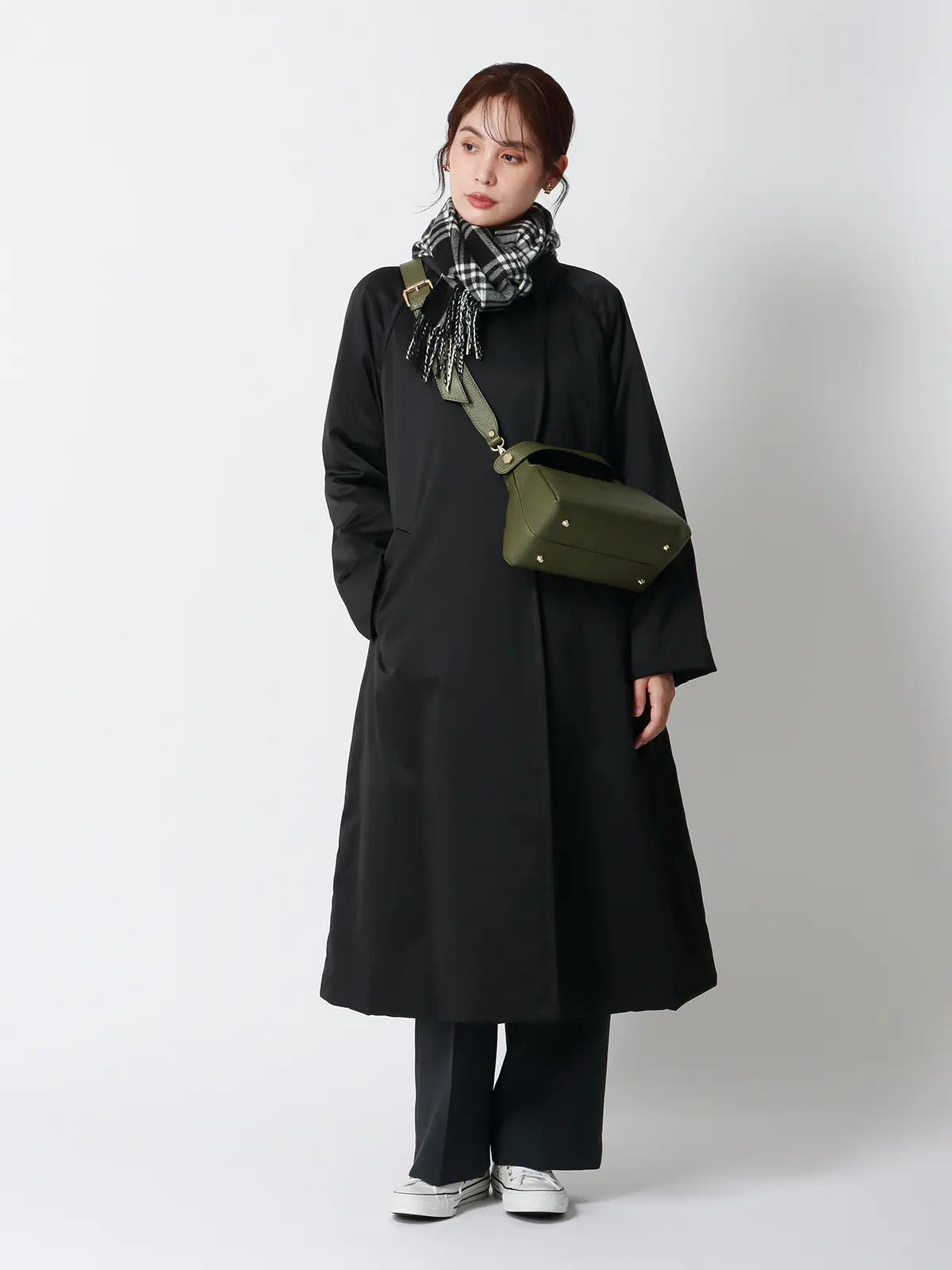 中綿ロングコート／マットポリエステル／無地 ブラック 36(7号）