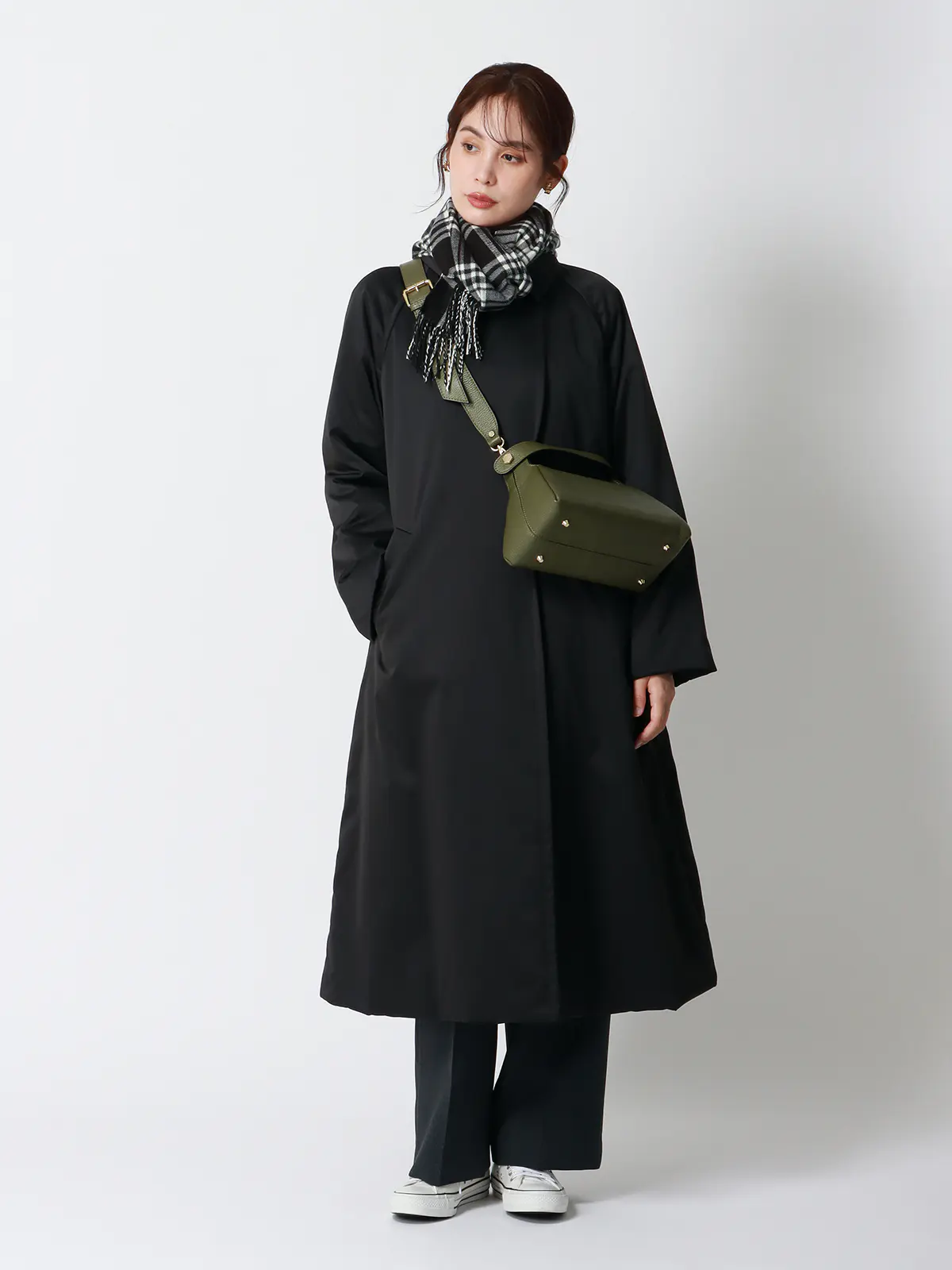 中綿ロングコート／マットポリエステル／無地 ブラック 36(7号）