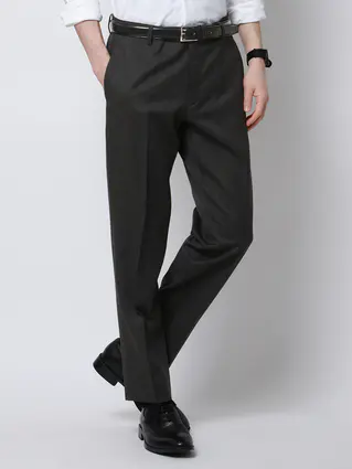 春夏／テーパードパンツ