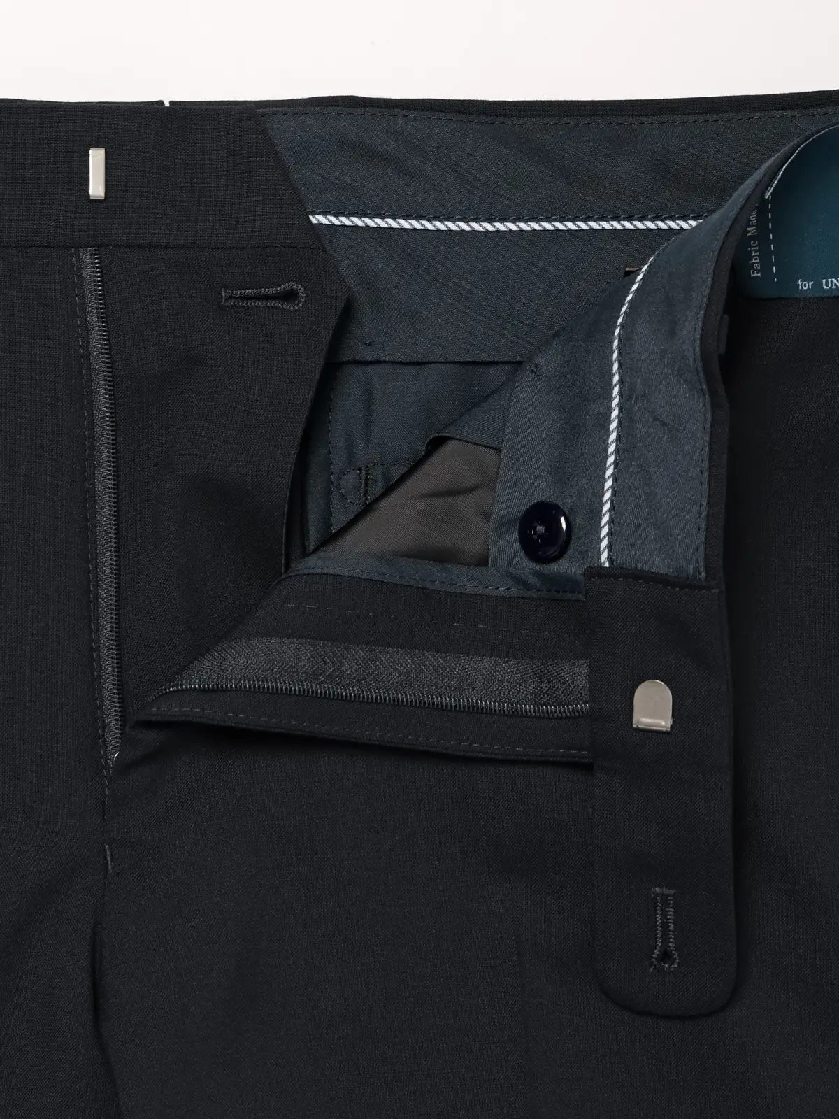 テーパードパンツ／尾州／SUPER100’sウールトロピカル／無地／IN05 ネイビー SS