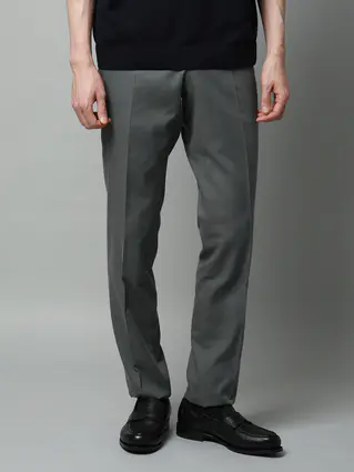 春夏／テーパードパンツ