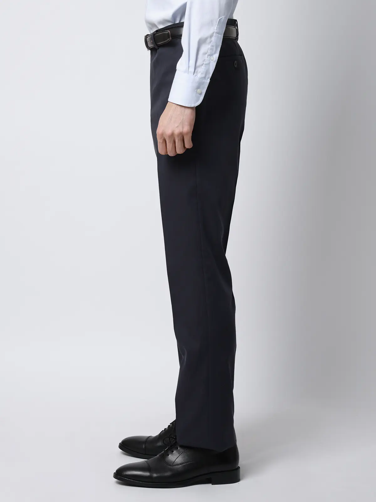 テーパードパンツ／ウォッシャブル／ストレッチ／接触冷感／COOL MOTION／無地／IN05 ネイビー SS