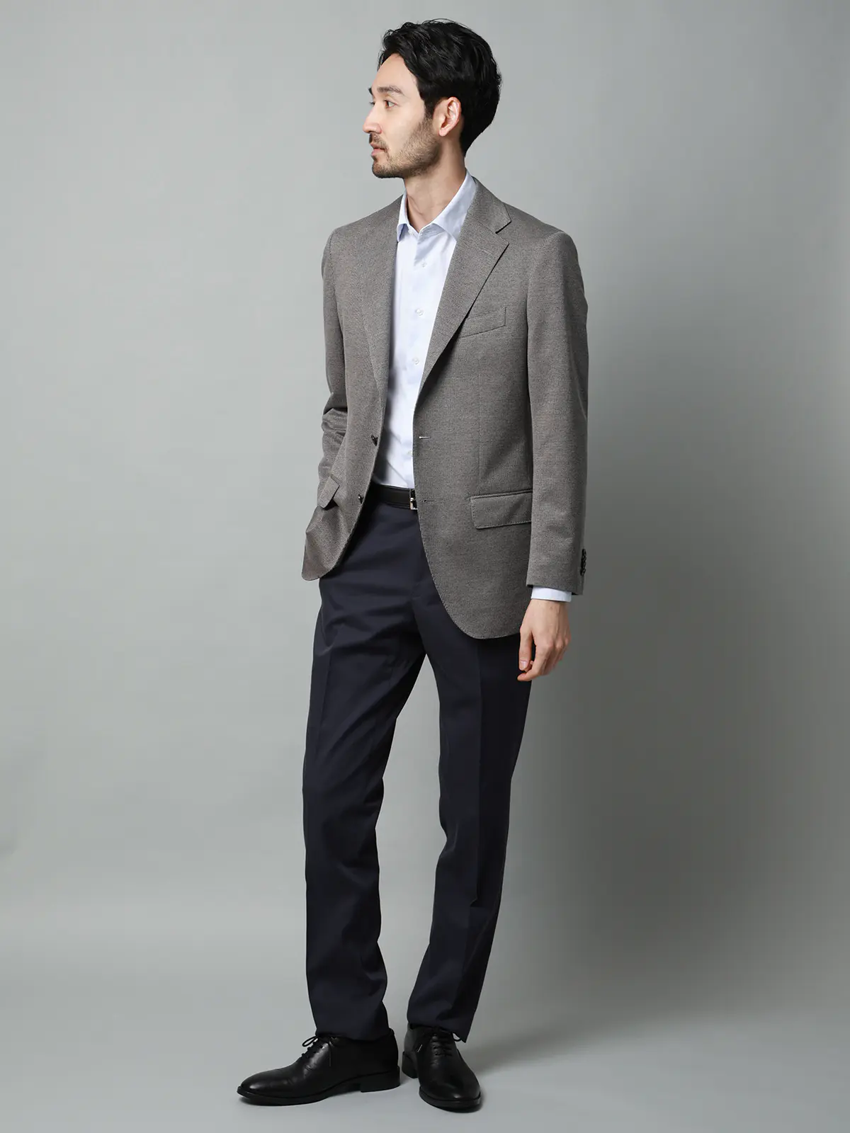 テーパードパンツ／ウォッシャブル／ストレッチ／接触冷感／COOL MOTION／無地／IN05 ネイビー SS