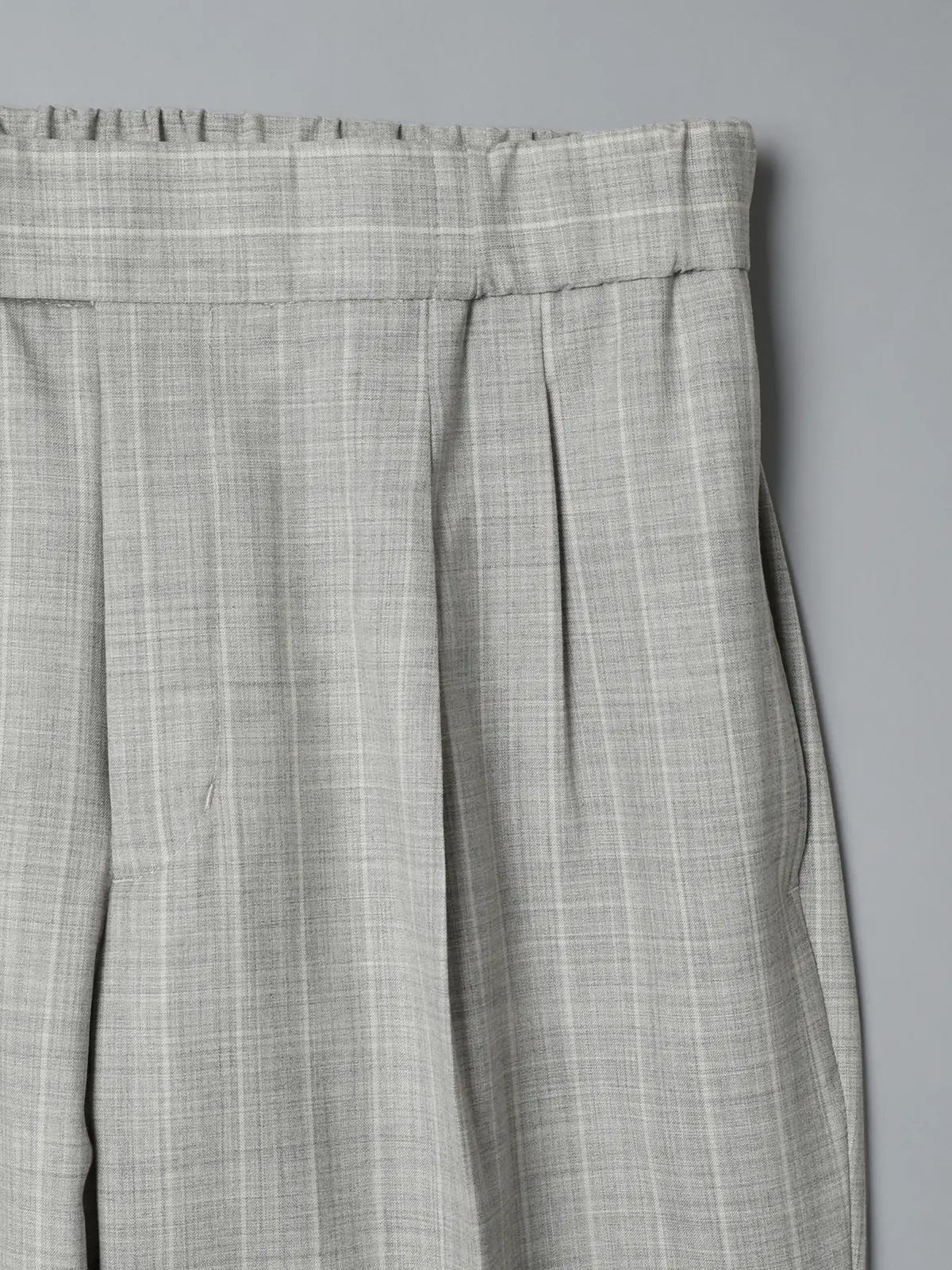 GOOVI／タックストレートパンツ／SUPER100'sウールトロピカル／ワイドストライプ ライトグレー 1