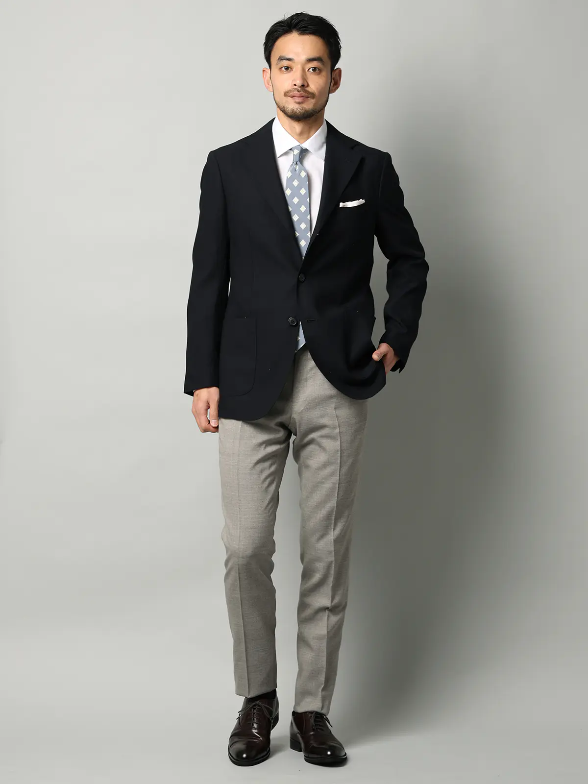 テーパードパンツ／CANONICO／SUPERSONIC／トロピカルウール／無地／IN05 ベージュ S