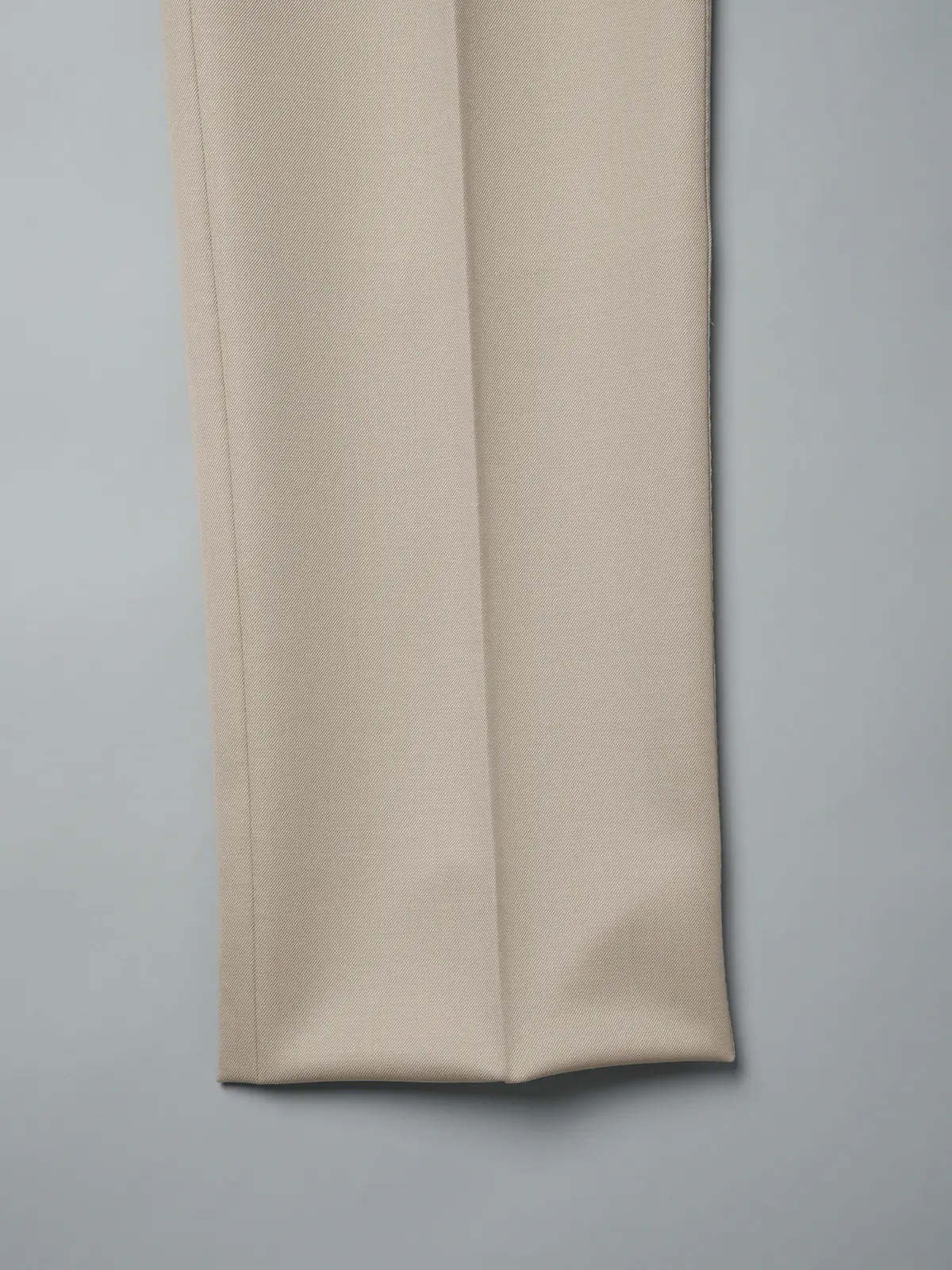 GOOVI／ツータックストレートパンツ／ウールモヘアギャバジン／無地 ベージュ 1