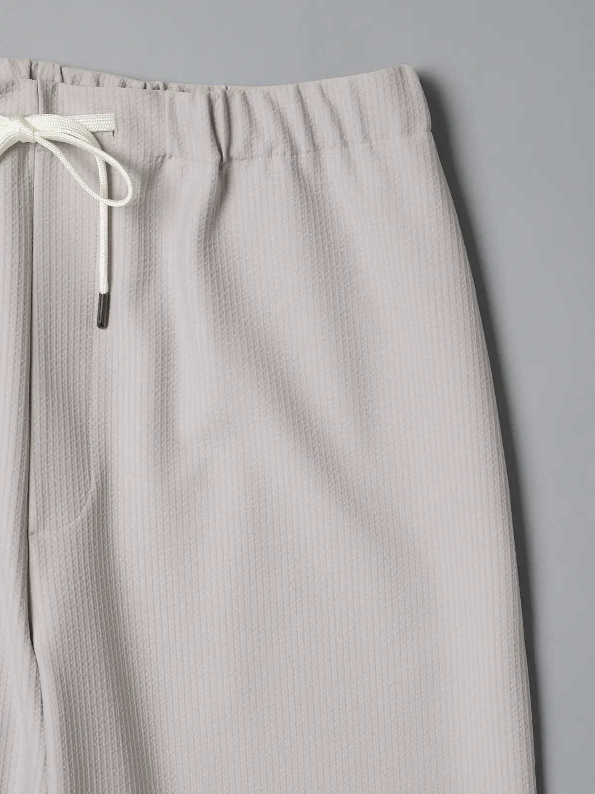 GOOVI／イージーパンツ／ウォッシャブル／ストレッチ／トリコットシアサッカー ライトグレー 1