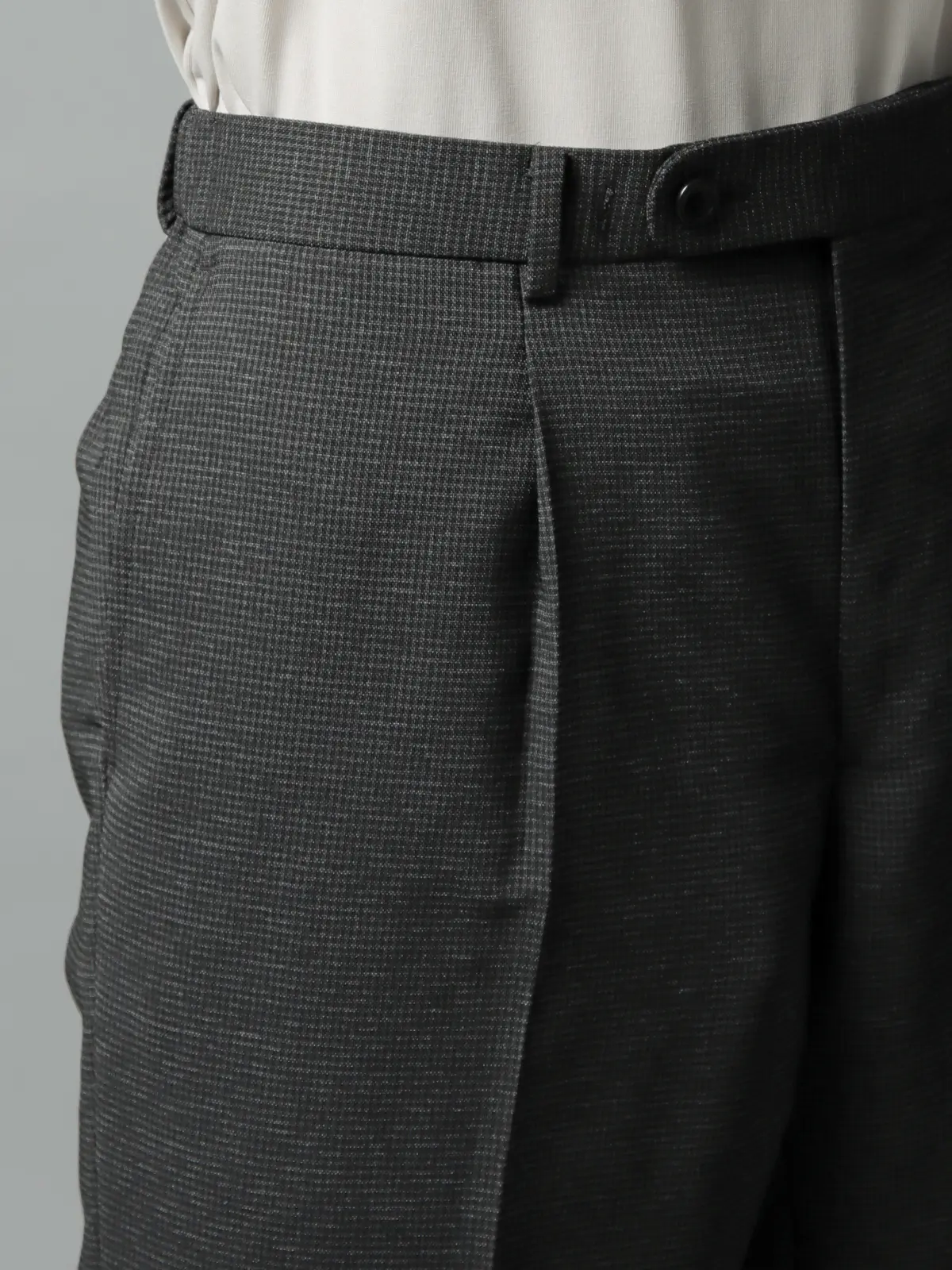 タックテーパードパンツ／ウォッシャブル／ストレッチ／ハウンドトゥース／CR11-S グレー系 S