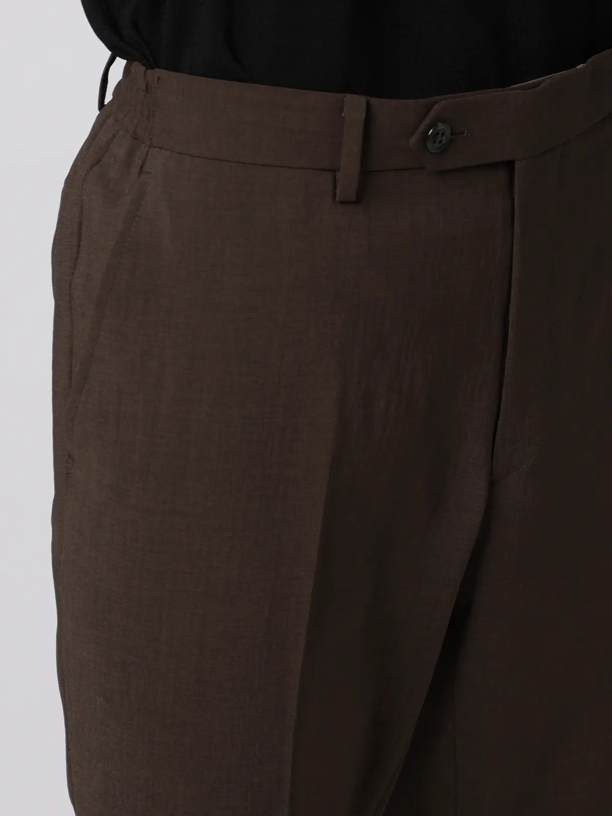 テーパードパンツ／ウォッシャブル／ストレッチ／接触冷感／リネンライクポリエステル／無地／TM02-S ブラウン S