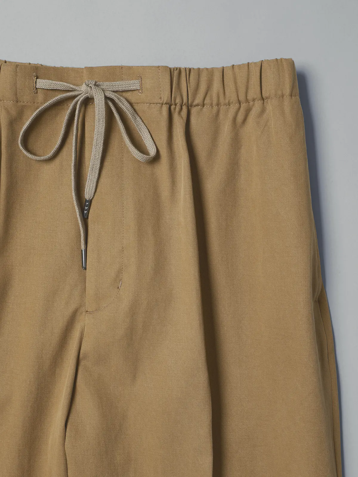 GOOVI／イージーパンツ／リヨセルコットンチノクロス／無地 ベージュ 1