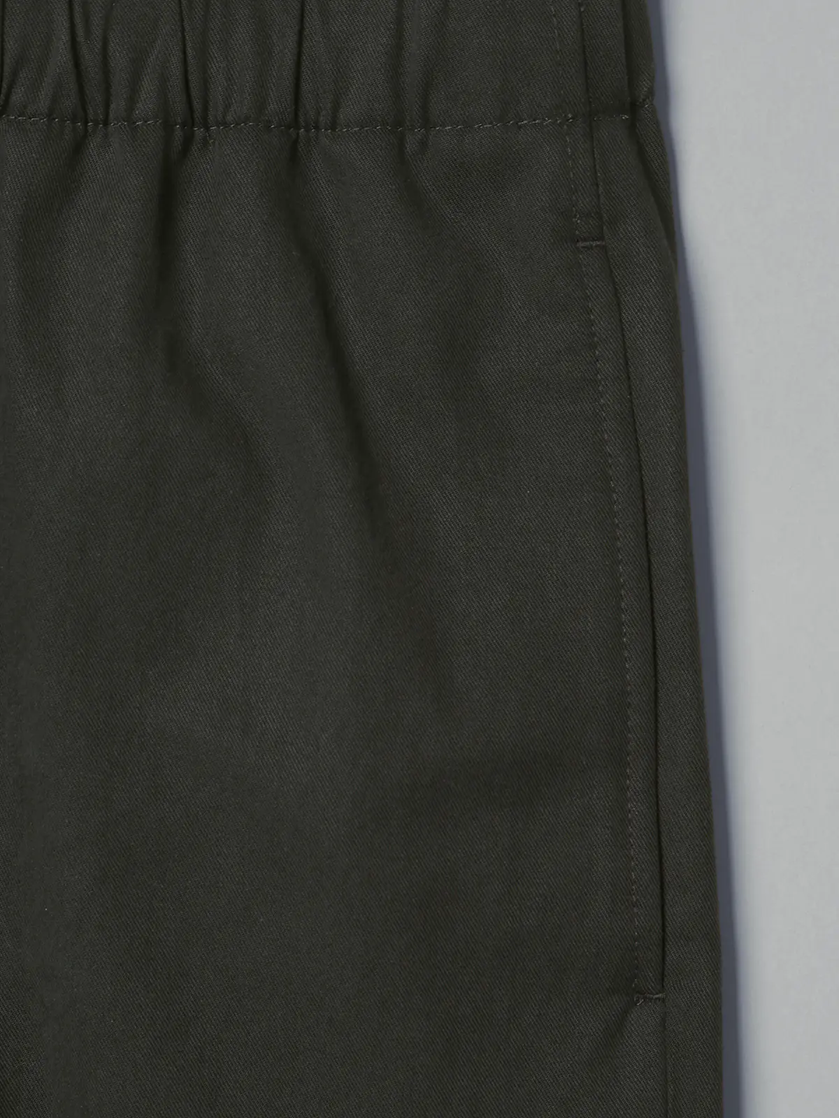 GOOVI／イージーパンツ／リヨセルコットンチノクロス／無地 ブラック 1