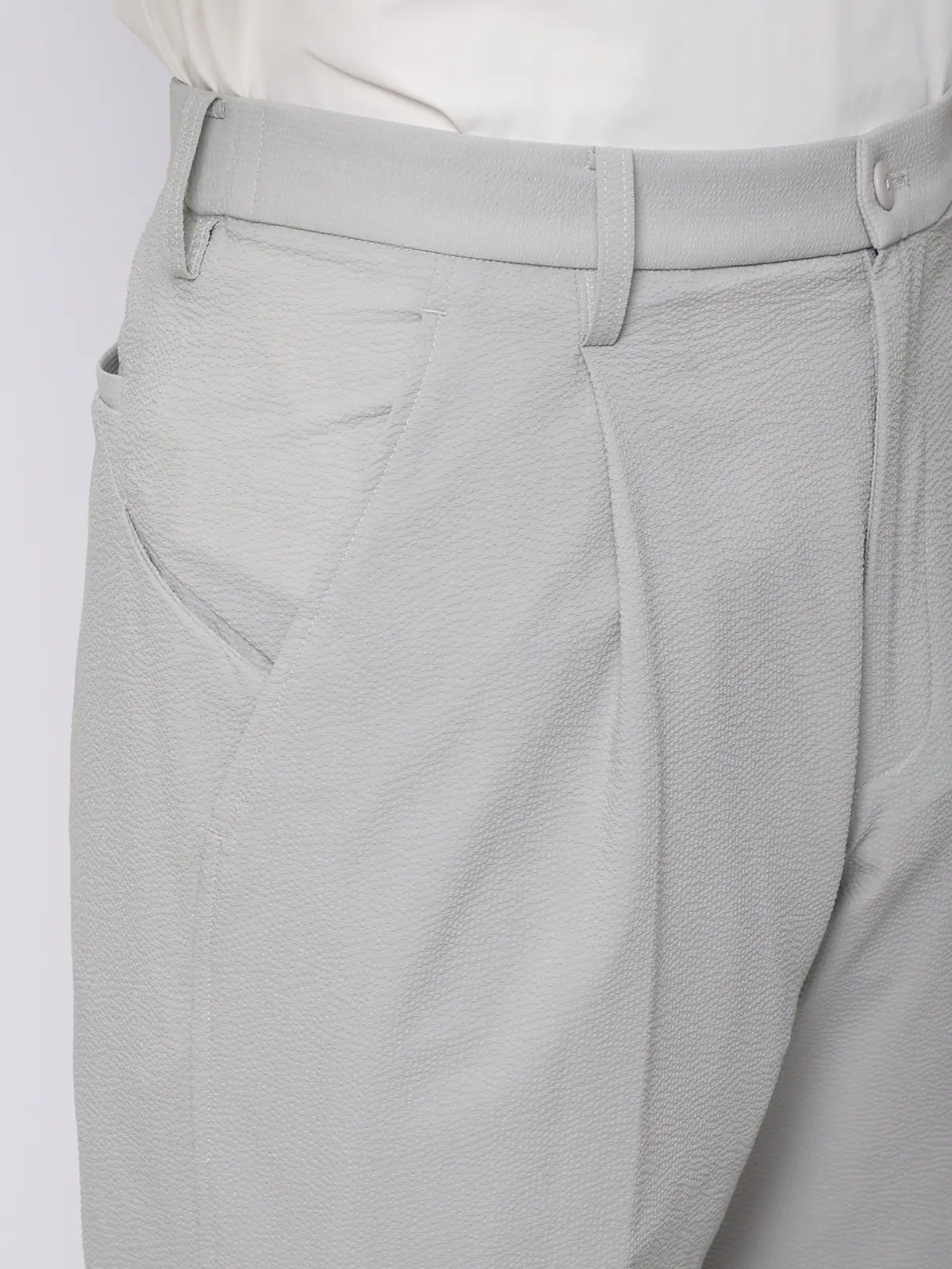 FLAT/タックテーパードパンツ/ウォッシャブル/ストレッチ/ドライシアサッカー/無地/裾上げ済み ライトグレー S