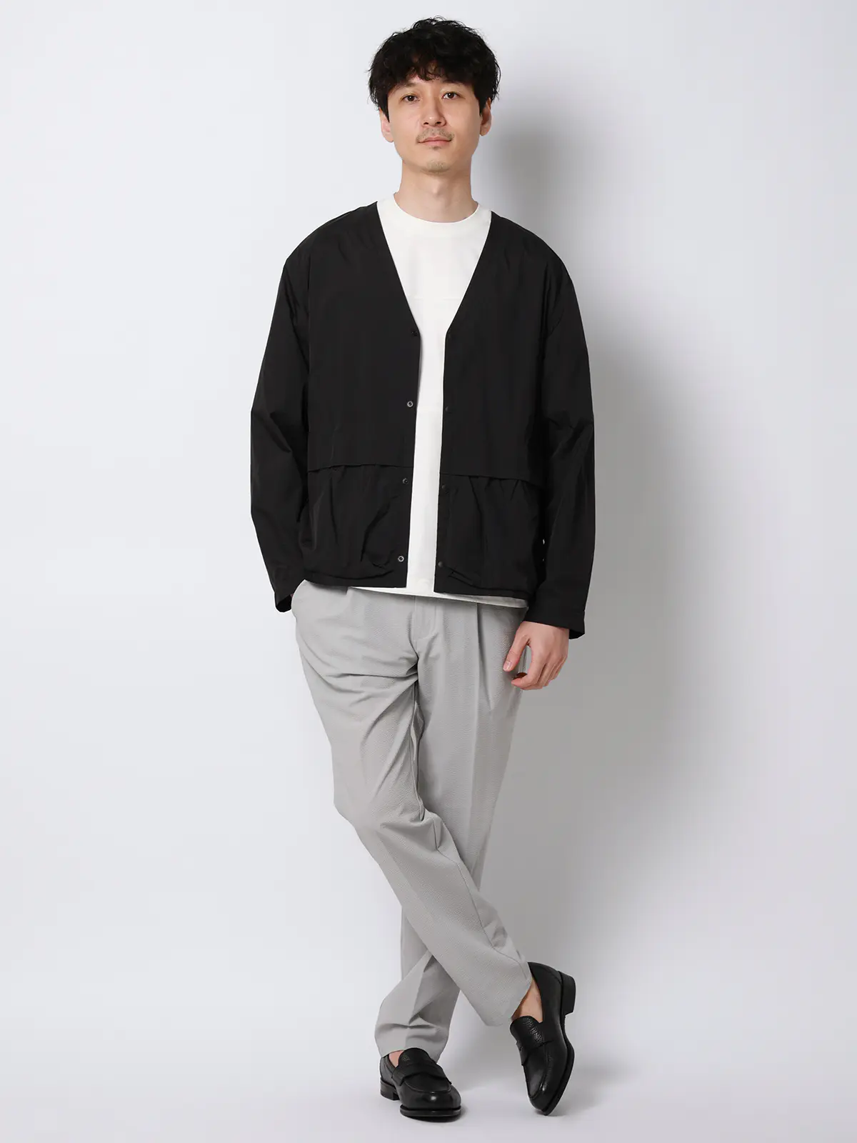 FLAT/タックテーパードパンツ/ウォッシャブル/ストレッチ/ドライシアサッカー/無地/裾上げ済み ライトグレー S