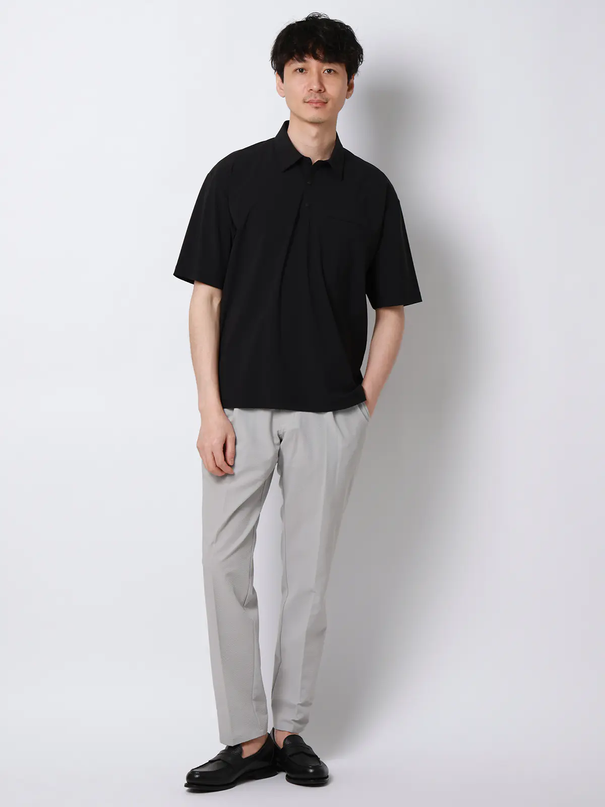 FLAT/タックテーパードパンツ/ウォッシャブル/ストレッチ/ドライシアサッカー/無地/裾上げ済み ライトグレー S