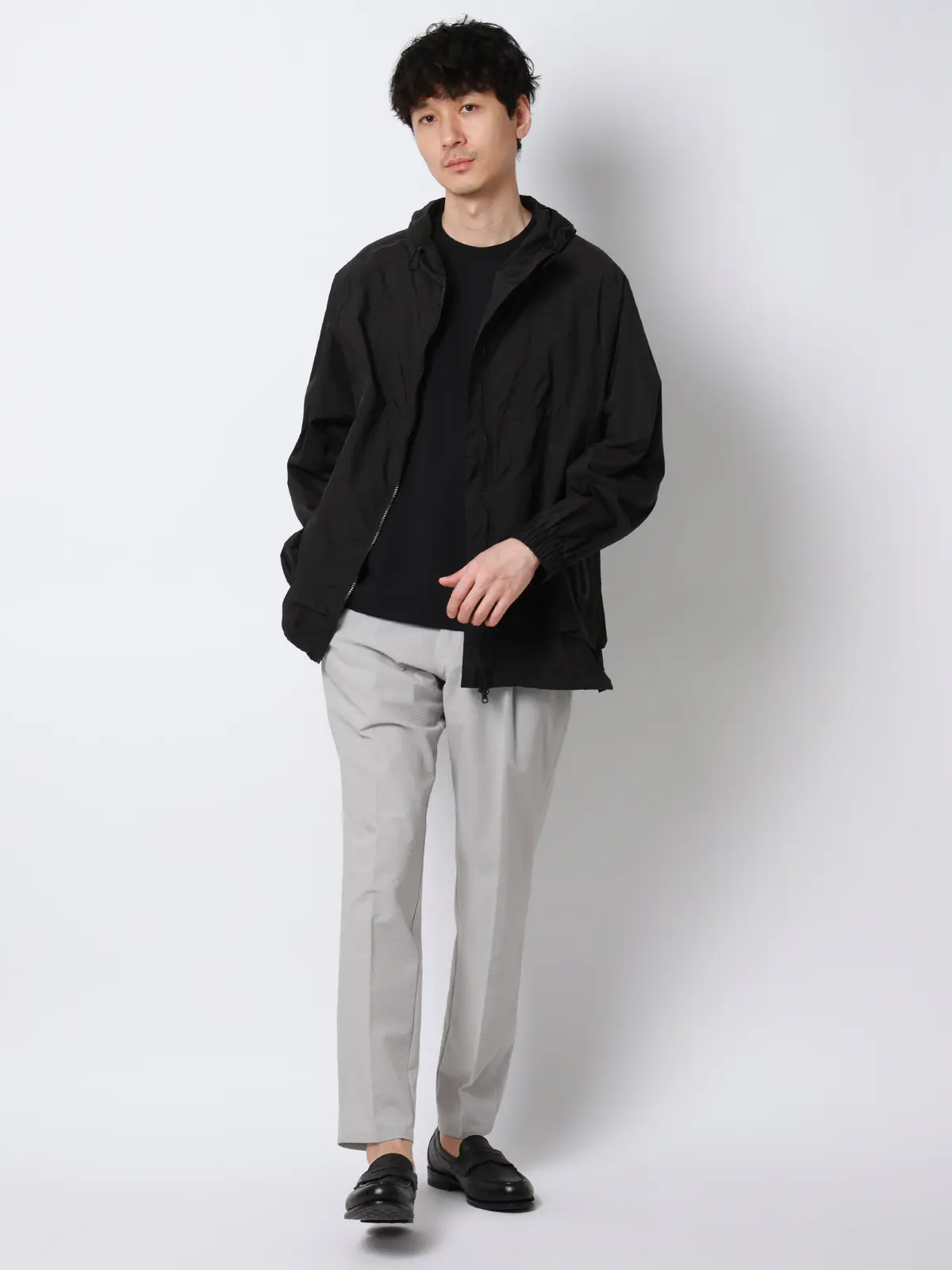 FLAT/タックテーパードパンツ/ウォッシャブル/ストレッチ/ドライシアサッカー/無地/裾上げ済み ライトグレー S