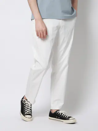 FLAT／テーパードパンツ