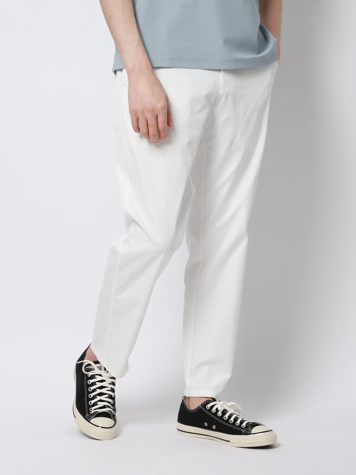 FLAT/テーパードパンツ/ウォッシャブル/ストレッチ/速乾/シルキーツイル/無地/裾上げ済み ホワイト S