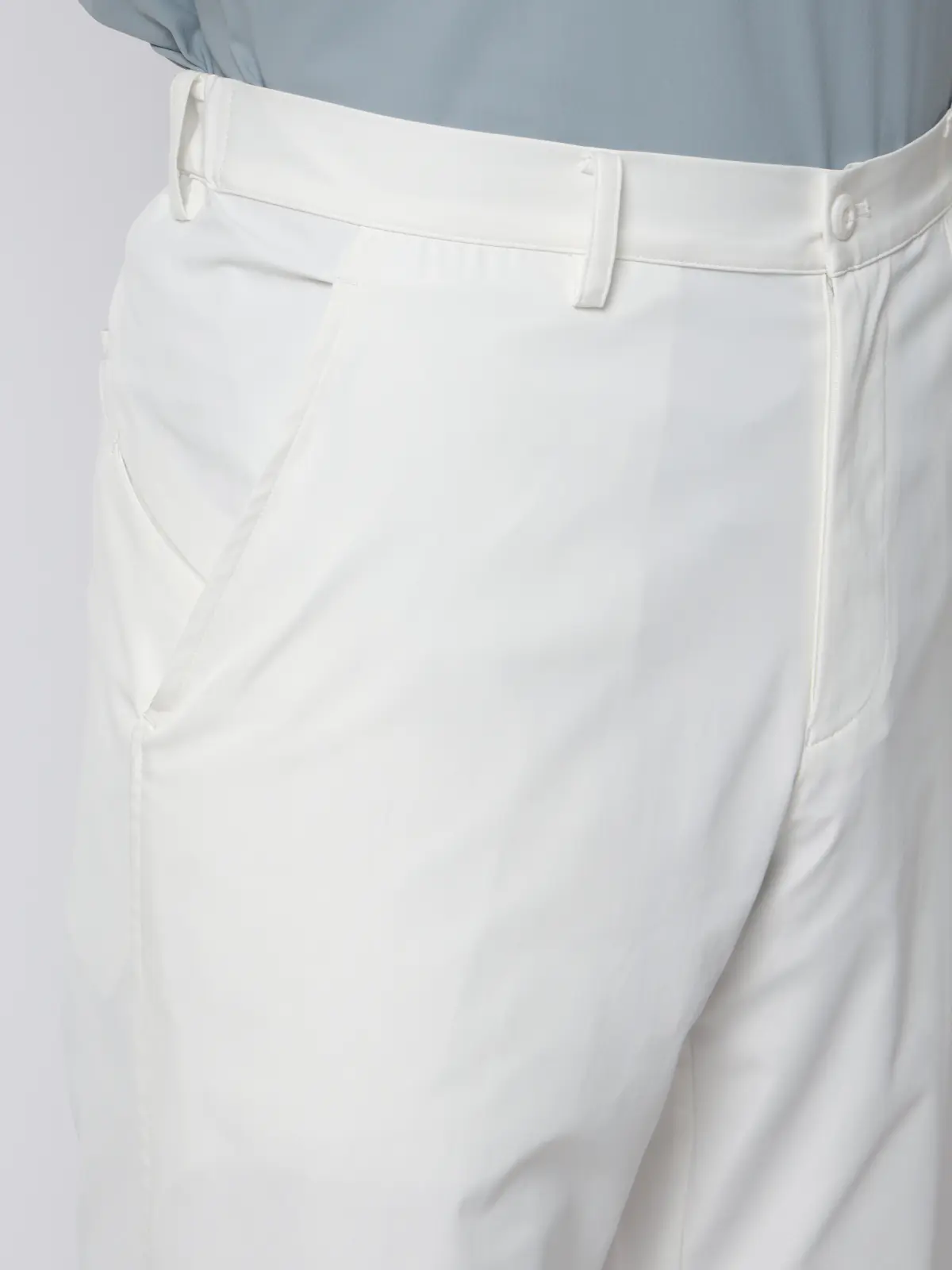 FLAT/テーパードパンツ/ウォッシャブル/ストレッチ/速乾/シルキーツイル/無地/裾上げ済み ホワイト S