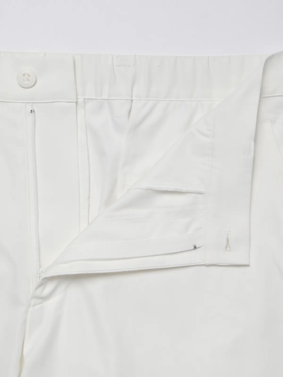 FLAT/テーパードパンツ/ウォッシャブル/ストレッチ/速乾/シルキーツイル/無地/裾上げ済み ホワイト S