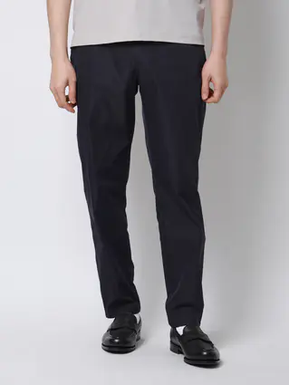 FLAT／テーパードパンツ