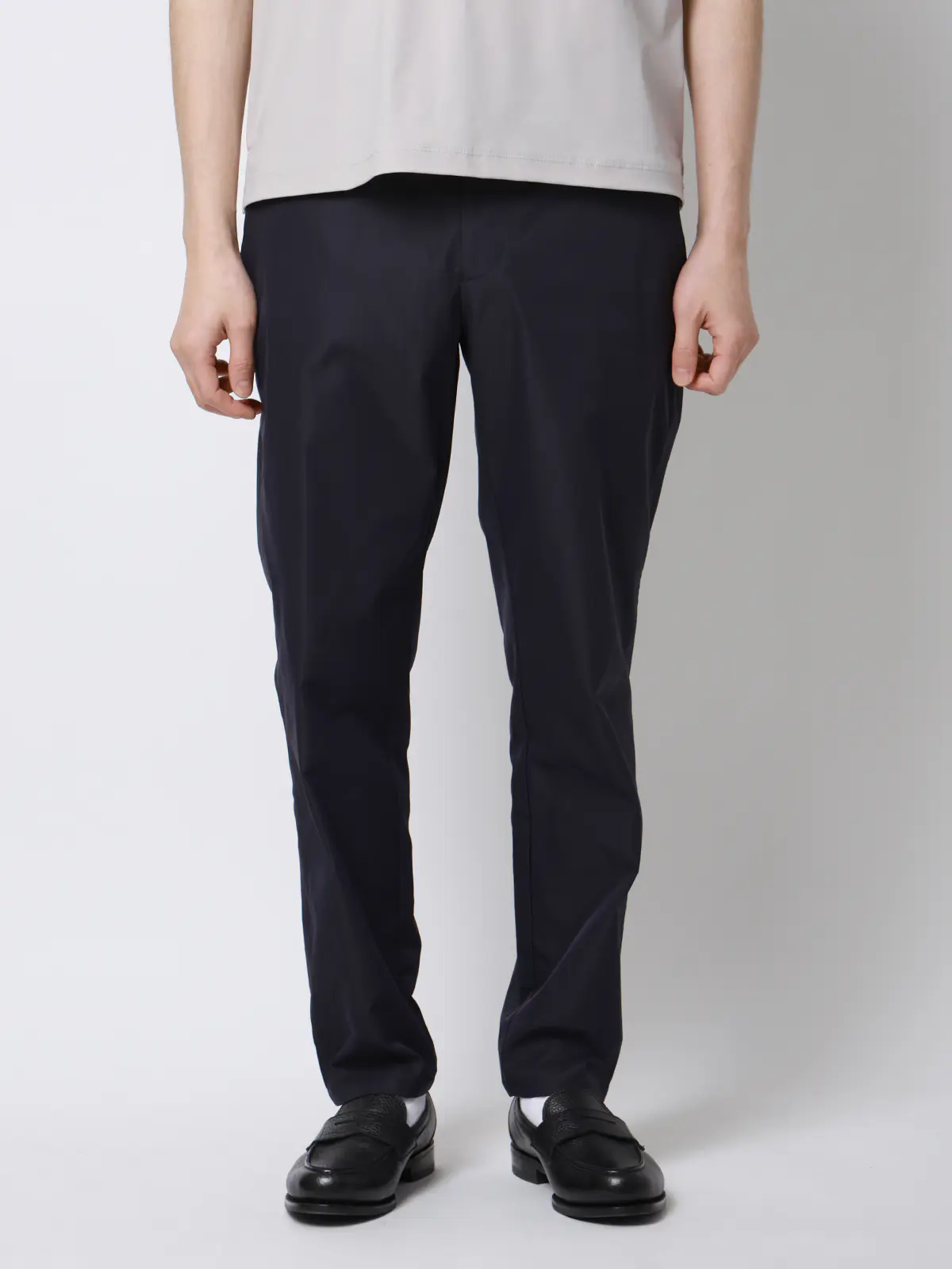 FLAT/テーパードパンツ/ウォッシャブル/ストレッチ/速乾/シルキーツイル/無地/裾上げ済み ネイビー S