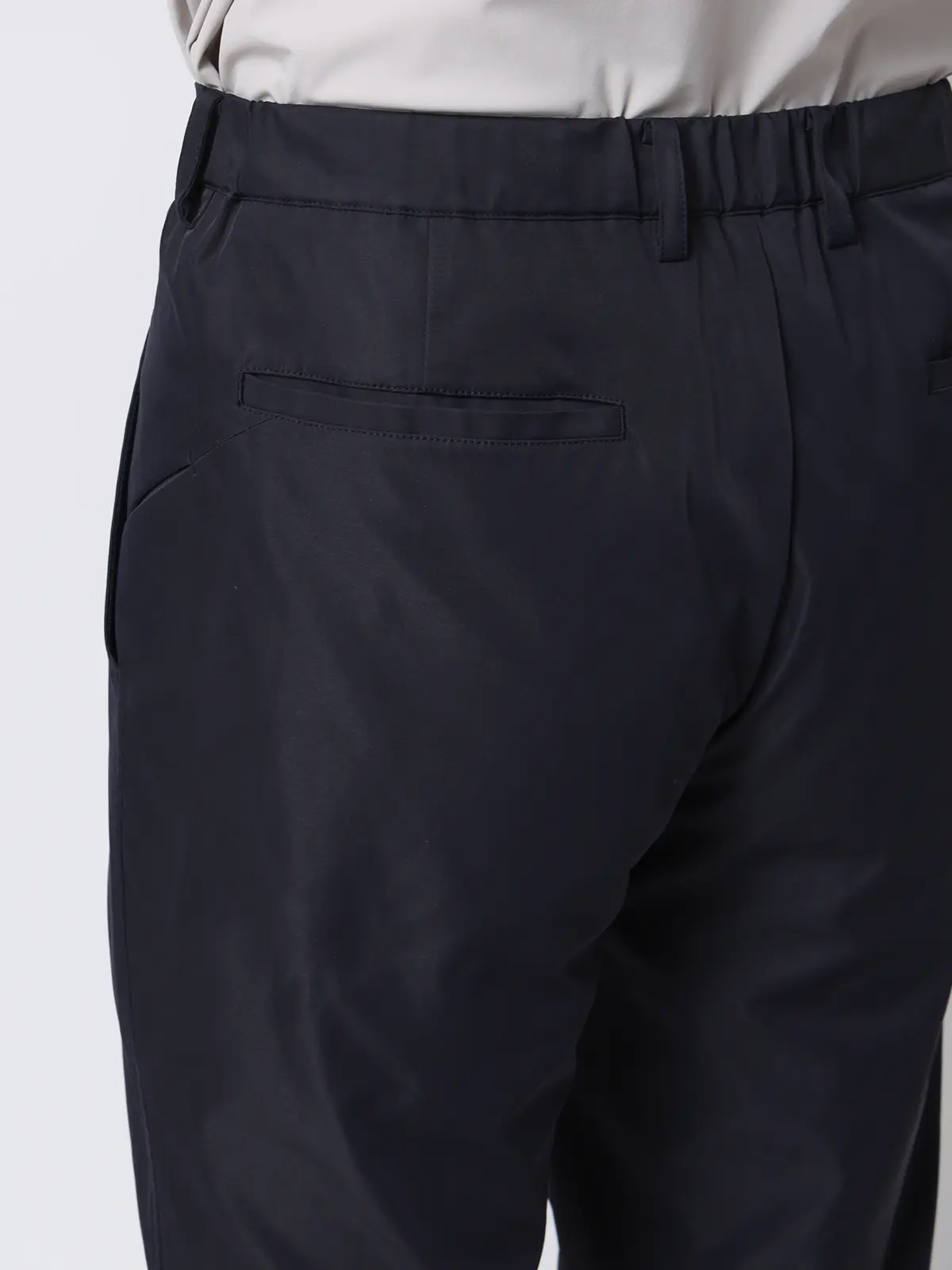 FLAT/テーパードパンツ/ウォッシャブル/ストレッチ/速乾/シルキーツイル/無地/裾上げ済み ネイビー S