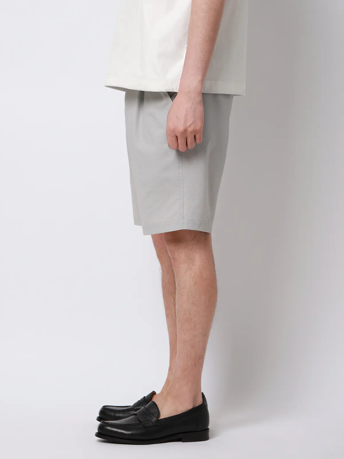 FLAT/タックハーフパンツ/ウォッシャブル/ストレッチ/ドライシアサッカー/無地/裾上げ済み ライトグレー M