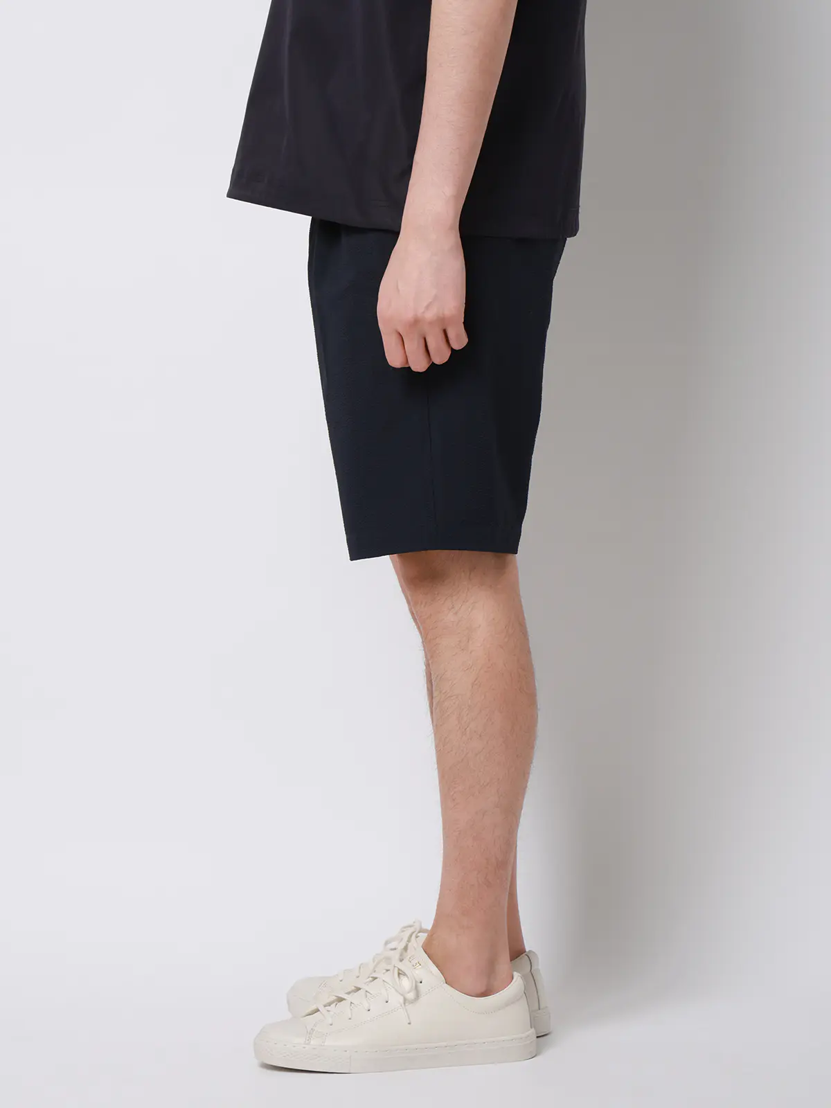 FLAT/タックハーフパンツ/ウォッシャブル/ストレッチ/ドライシアサッカー/無地/裾上げ済み ネイビー M