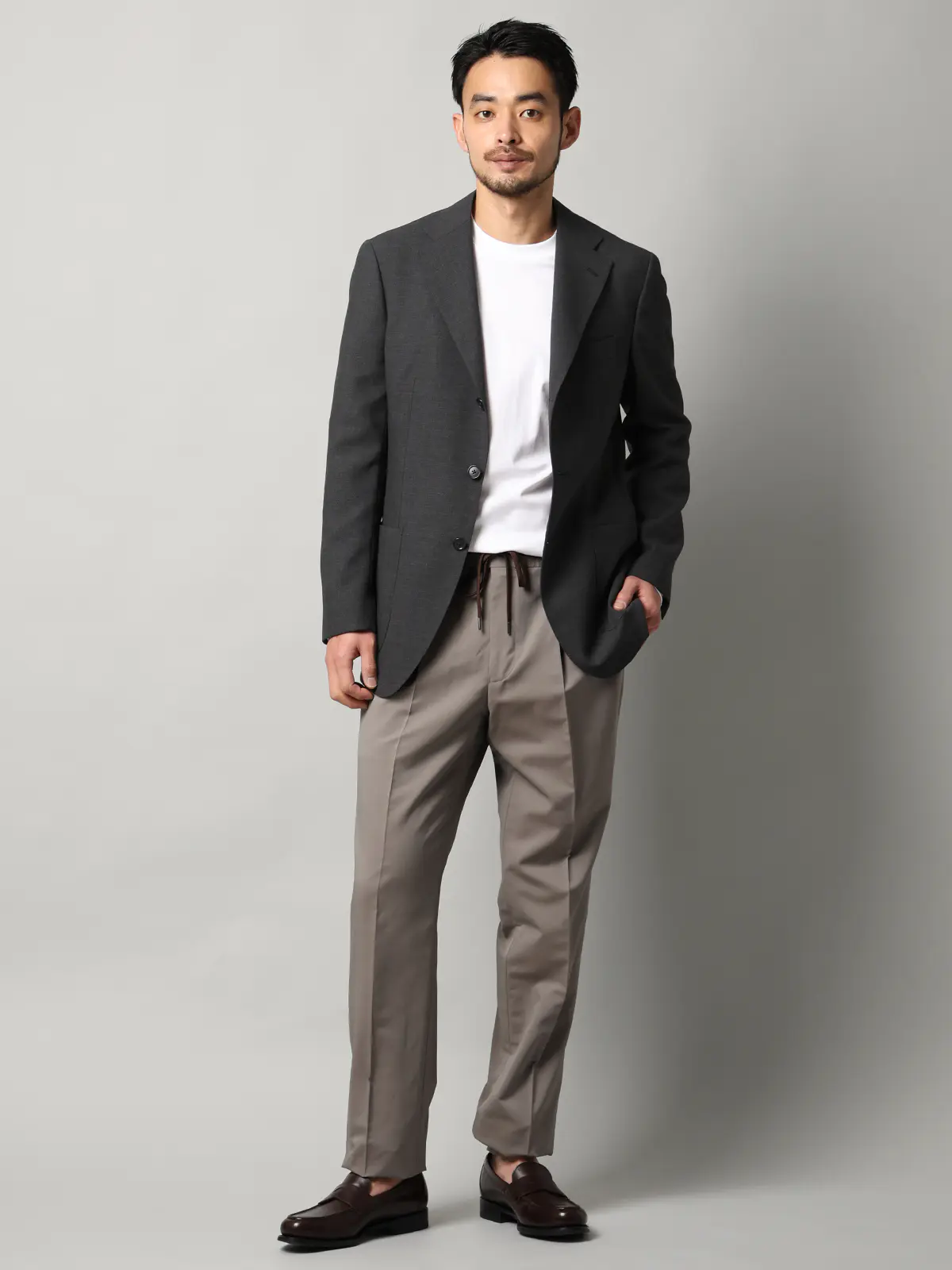 ジャケット/ウォッシャブル/ウールポリエステル/無地/TR27 グレー 体型(DROP):ややがっしり 4DROP(AB体),身長:175cm