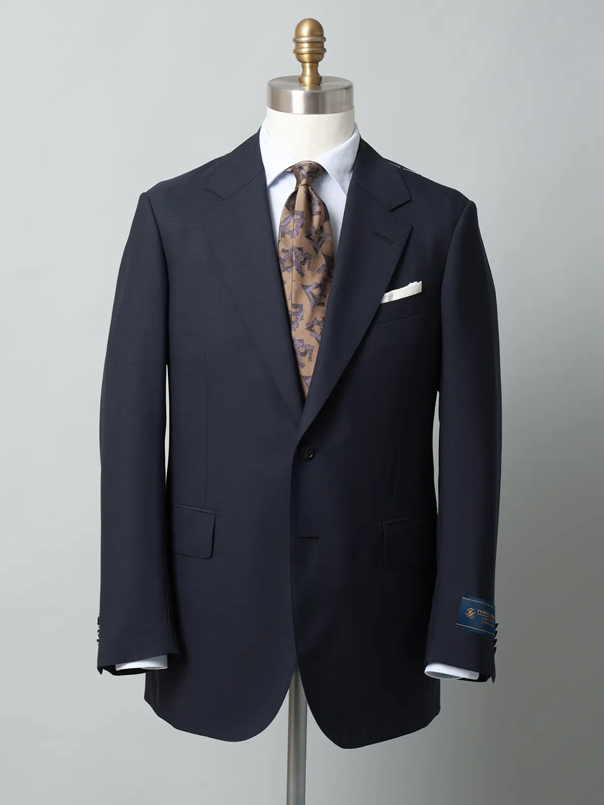 FUMIYA HIRANO／ジャケット／SUPER100'sウールトロピカル／織柄／FH01 ネイビー 体型（DROP):普通　6DROP(A体),身長:165cm