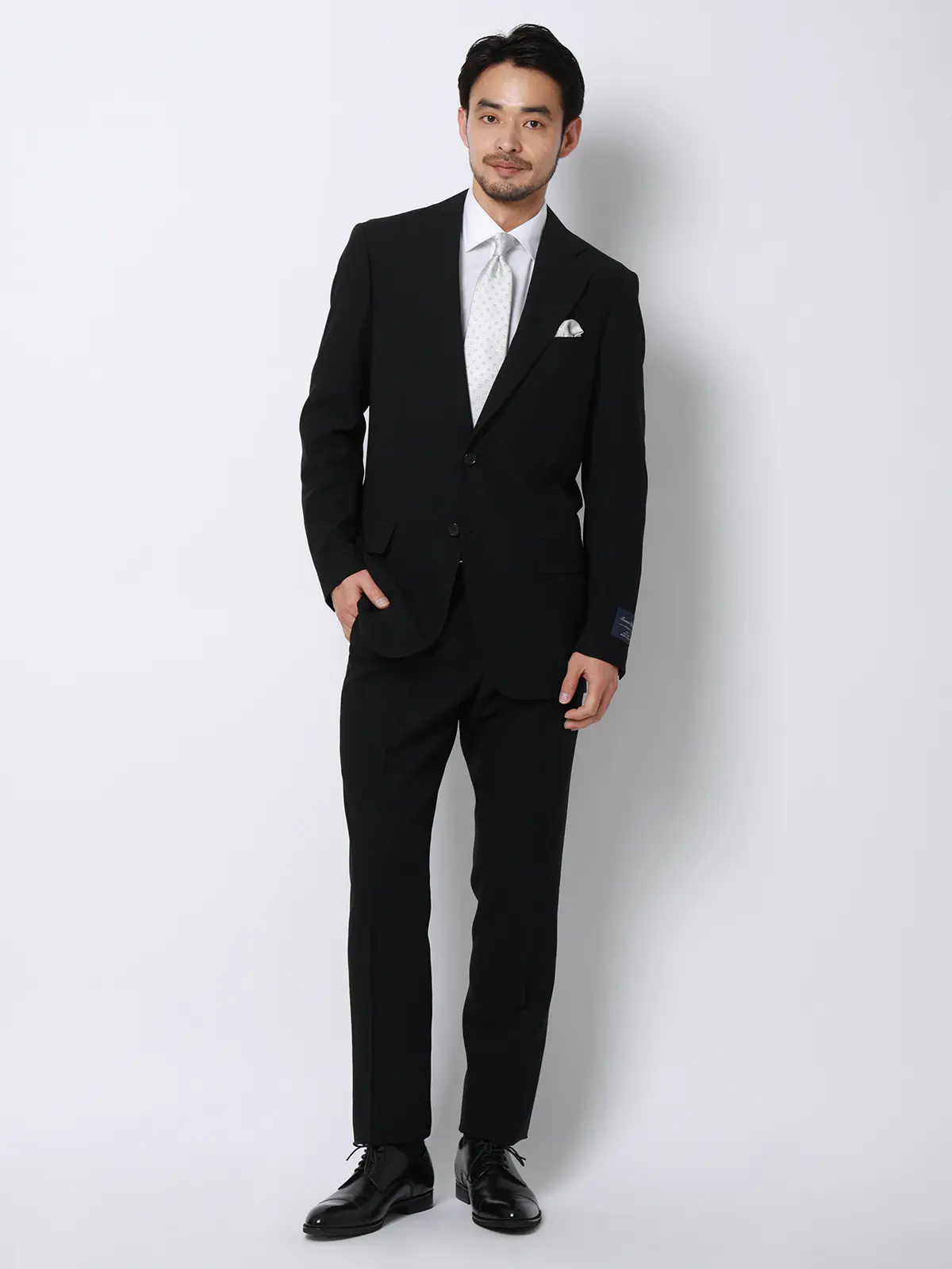 スーツ／サマーフォーマル／接触冷感／2つボタン／無地／TR29 ブラック 体型（DROP):スリム　8DROP(YA体),身長:160cm