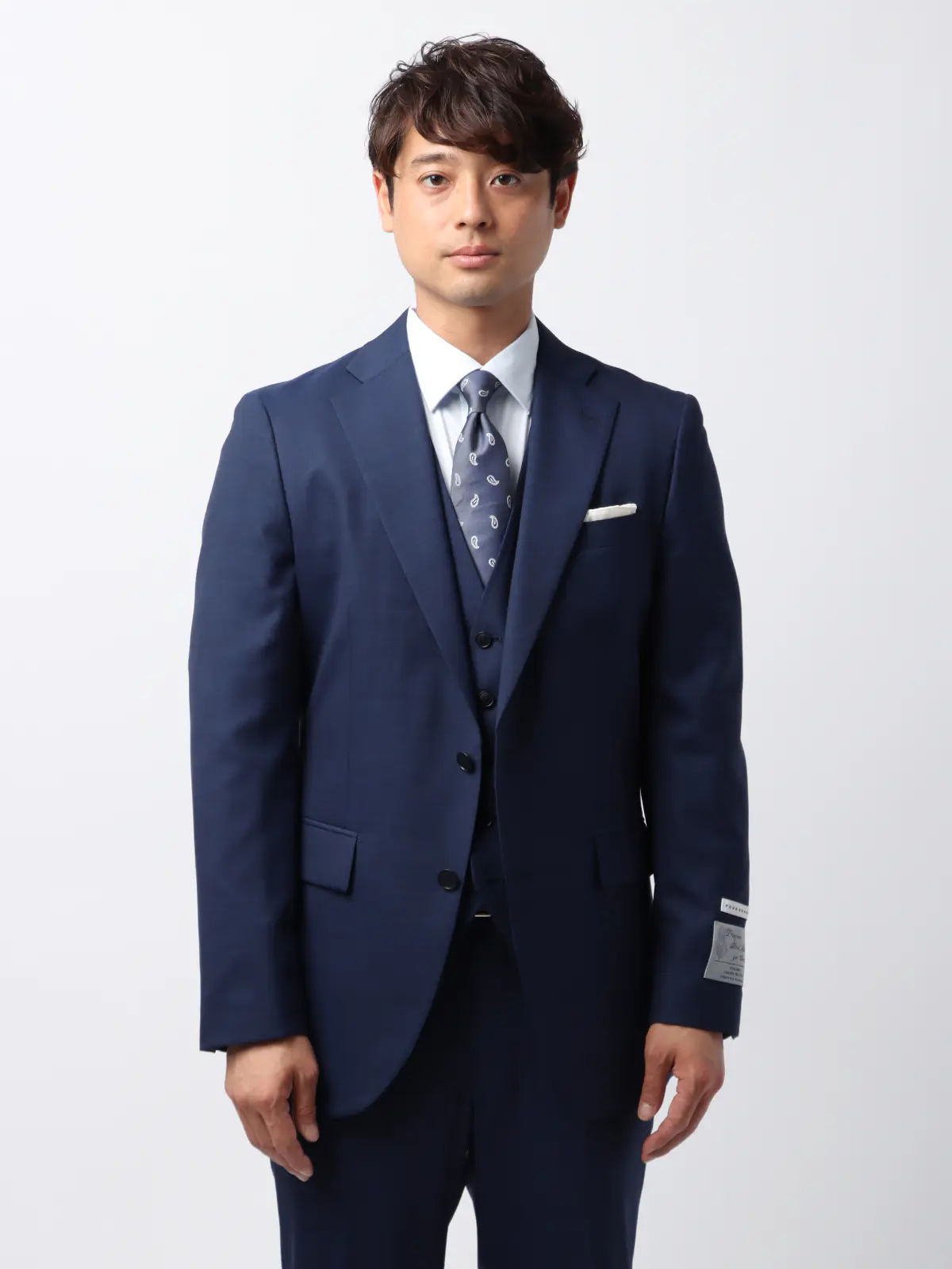 スーツ／スリーピース／フォーマル兼用／ウォッシャブル／2つボタン／シャークスキン／CH25 ブルー 体型（DROP):スリム　8DROP(YA体),身長:160cm